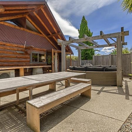 The Log House Villa Wanaka Kültér fotó