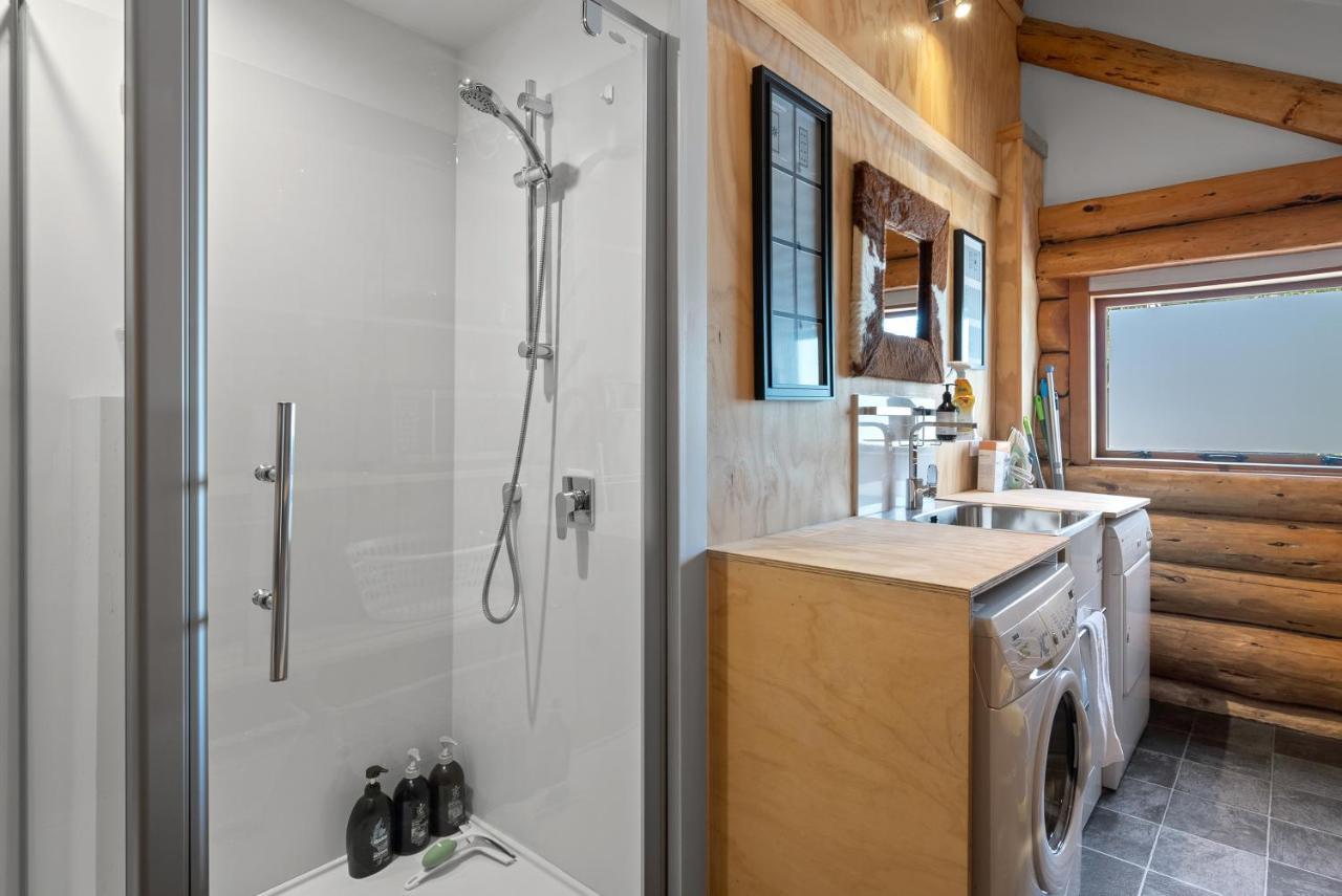 The Log House Villa Wanaka Kültér fotó